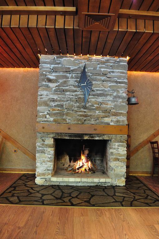 Fisherman'S Hut Family Hotel Beden エクステリア 写真